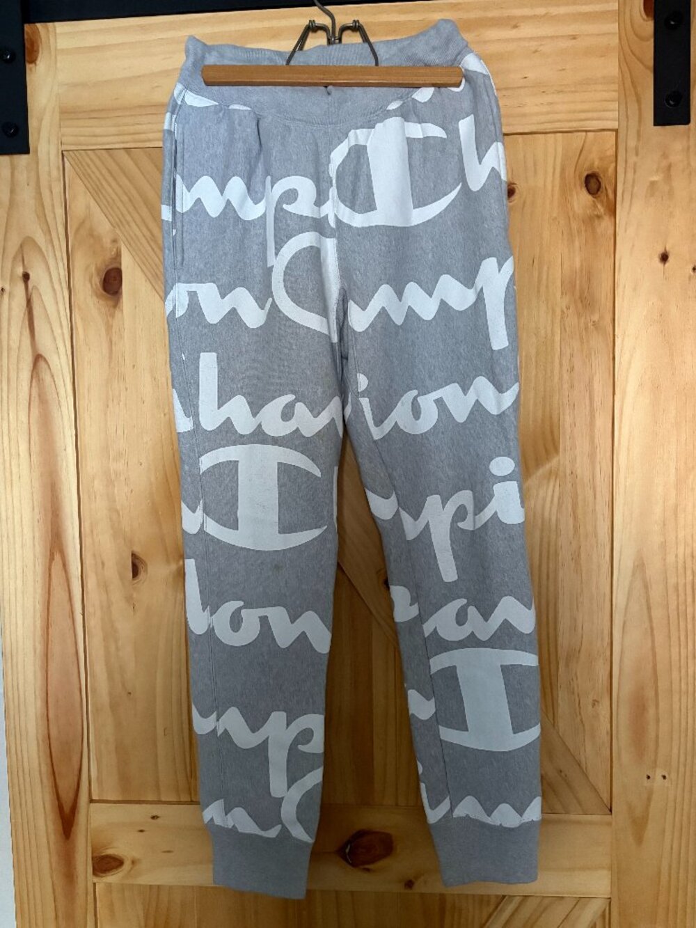 Champion All Over Script Logo Jogger Sweatpants Gray White Size M Streetwear